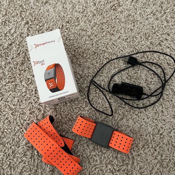 Orangetheory Wearables Ot Beat Flex Wrist Monitor Poshmark